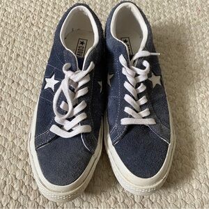 Converse All Stars size 8